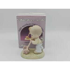 Precious Moments Mow Power To Ya 1989 Enesco Collectors Club Figurine PM-892
